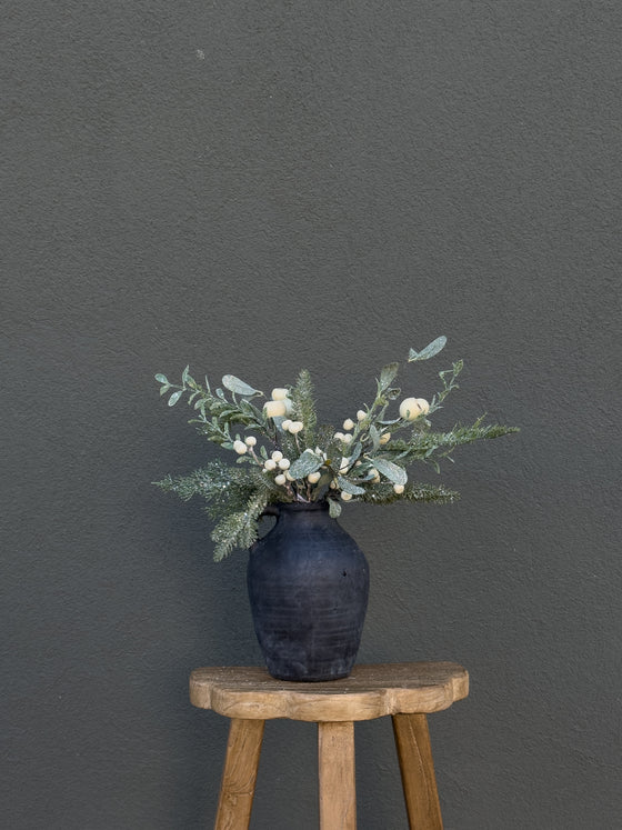 18" Winter Berry Pick