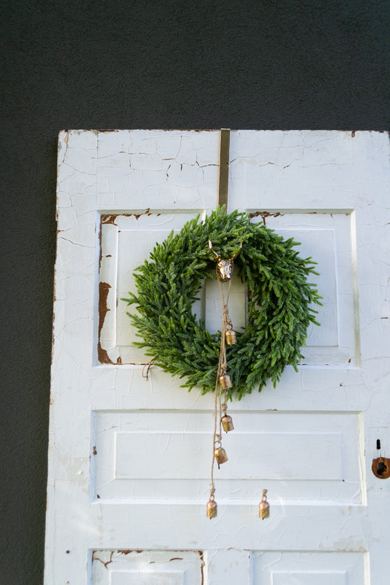 Small Rustic Bell Cascade
