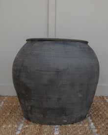  Louis I Vintage Pottery