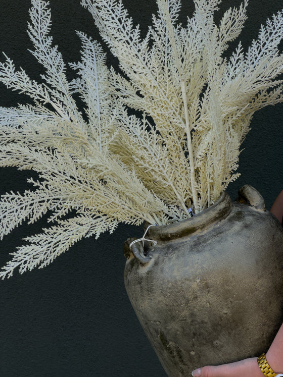 39" Cream Cedar Spray