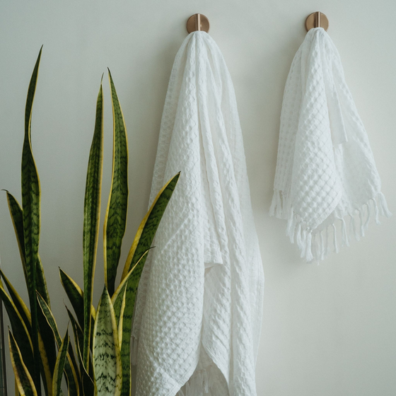 Honeycomb Bath Towel - White